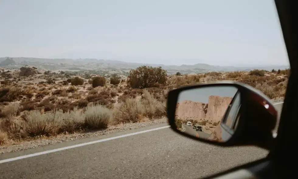 Tetti solari sulle autostrade: un percorso per ridurre l’anidride carbonica globale