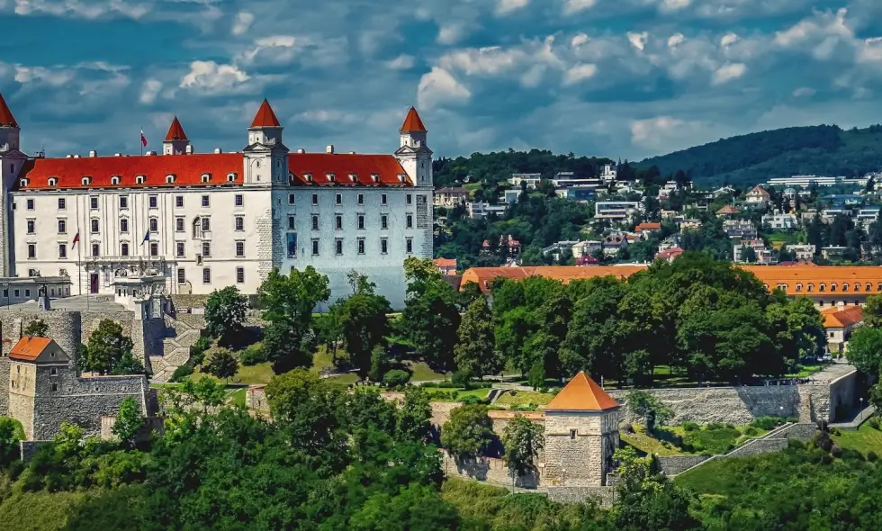 Szlovák Autópálya Matrica Vásárlás - Autópályás Utazások az Alpesi Tájban és Kulturális Városokban