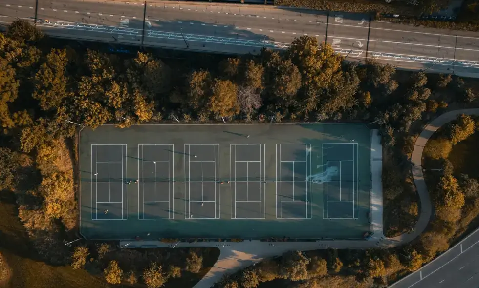 La prima autostrada con una velocità di 150 km/h: lo Stato ha bandito un bando per la segnaletica stradale modificabile.