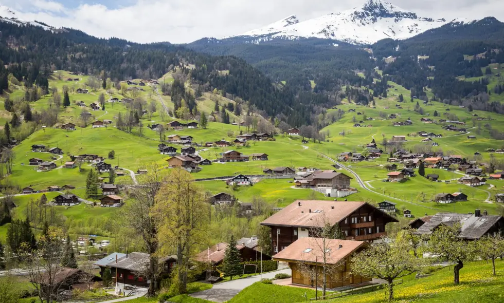 Switzerland motorway vignette shopping: discover the travel opportunities in Switzerland!